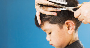 Quanto custa um serviço de cabeleireiro infantil?