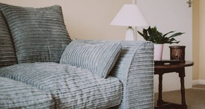 Quanto custa reformar um sofá?