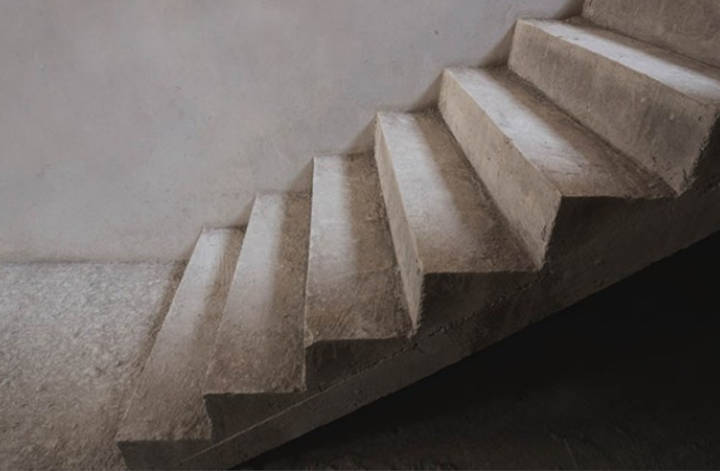 Quanto custa construir uma escada de concreto?