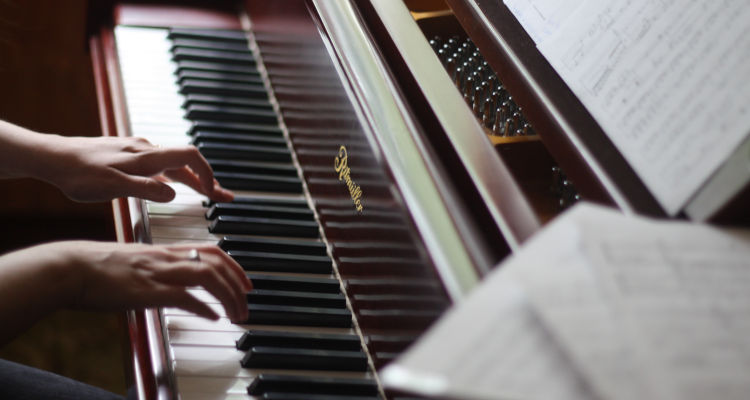 Preço aulas de piano