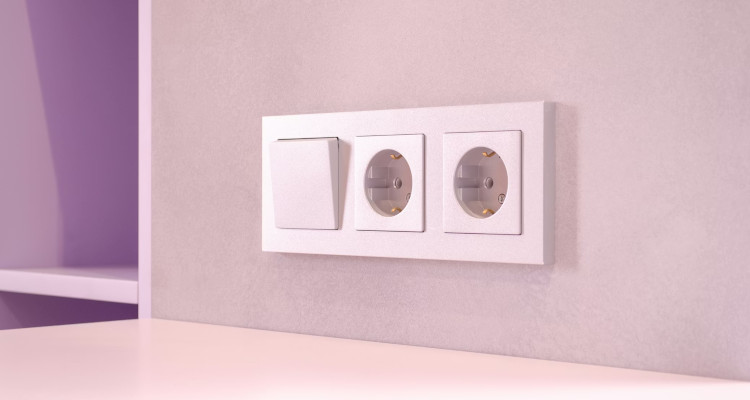 Electricistas en Valencia: ¿Por qué los precios siguen subiendo?