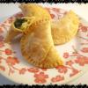 Pastelzinho de espinafre com queijo