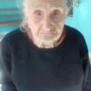 Essa é a Dona Maria tem 91 anos uma senhorinha que apesar da idade é muito ativa adoramos conversar e dar risadas. 