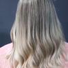 Cabeleleira Especialista Em Loiro E Mega Hair