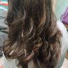 Cabeleleira Especialista Em Loiro E Mega Hair