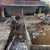 Reforma: Instalação de piscina e criação de área gourmet.