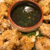 Lula empanada na tapioca com ponzu de caju