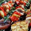 Espetinho de  Legumes com Mignon
