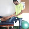 Mobilização no tornozelo e terapia manual.