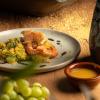 Couscous com uva e camarão grelhado