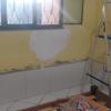 Quarto com infiltração subindo