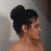 Penteado coque alto cacheado