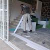 Realizando colocação de forro em pvc