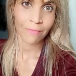 Cuidadora E Acompanhante De Idosos Cuidadora E Acompanhante De Idosos