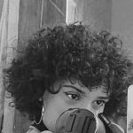 Lívia Carneiro Lívia Carneiro