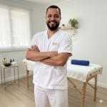 Carlos Akalanata  Massoterapeuta