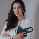 Nathalia Loqueti Nathalia Loqueti