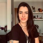 Thaís Seghese Thaís Seghese