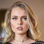 Larissa Larissa