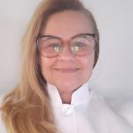 Maria Helena Perpetuo Maria Helena Perpetuo