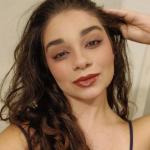 Carolline Gomes Beauty Carolline Gomes Beauty