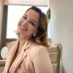 Dra Juliana Neves Dra Juliana Neves
