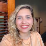 Lívia Costa Lívia Costa