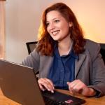 Flávia Flores Alves