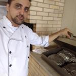 Serviço De Churrasqueiro E Cozinheiro Serviço De Churrasqueiro E Cozinheiro