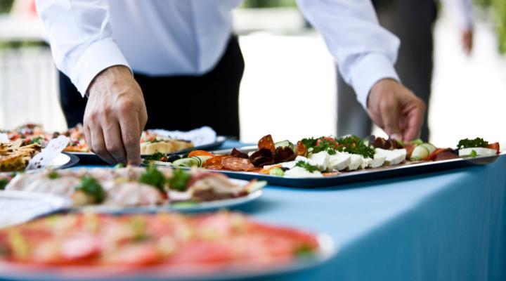 Como montar uma empresa de catering e buffet